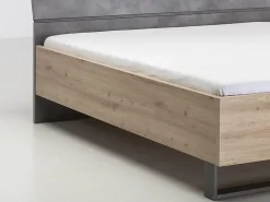 Letto Matrimoniale Iris