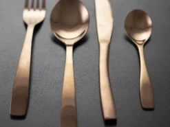 Set posate Madison 24 pezzi in acciaio copper lucido