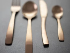Set posate Madison 24 pezzi in acciaio copper lucido