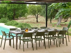 Set tavolo Rio 140/210 con 6 sedie Trill con braccioli