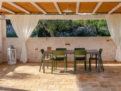 Set tavolo Rio 140/210 con 6 sedie Trill con braccioli
