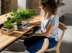 Tavolo con cassetti Nature